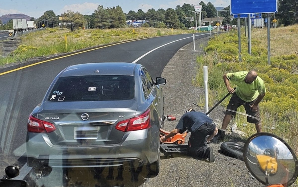 Shoulder-side wheel work during a Chattanooga area service call